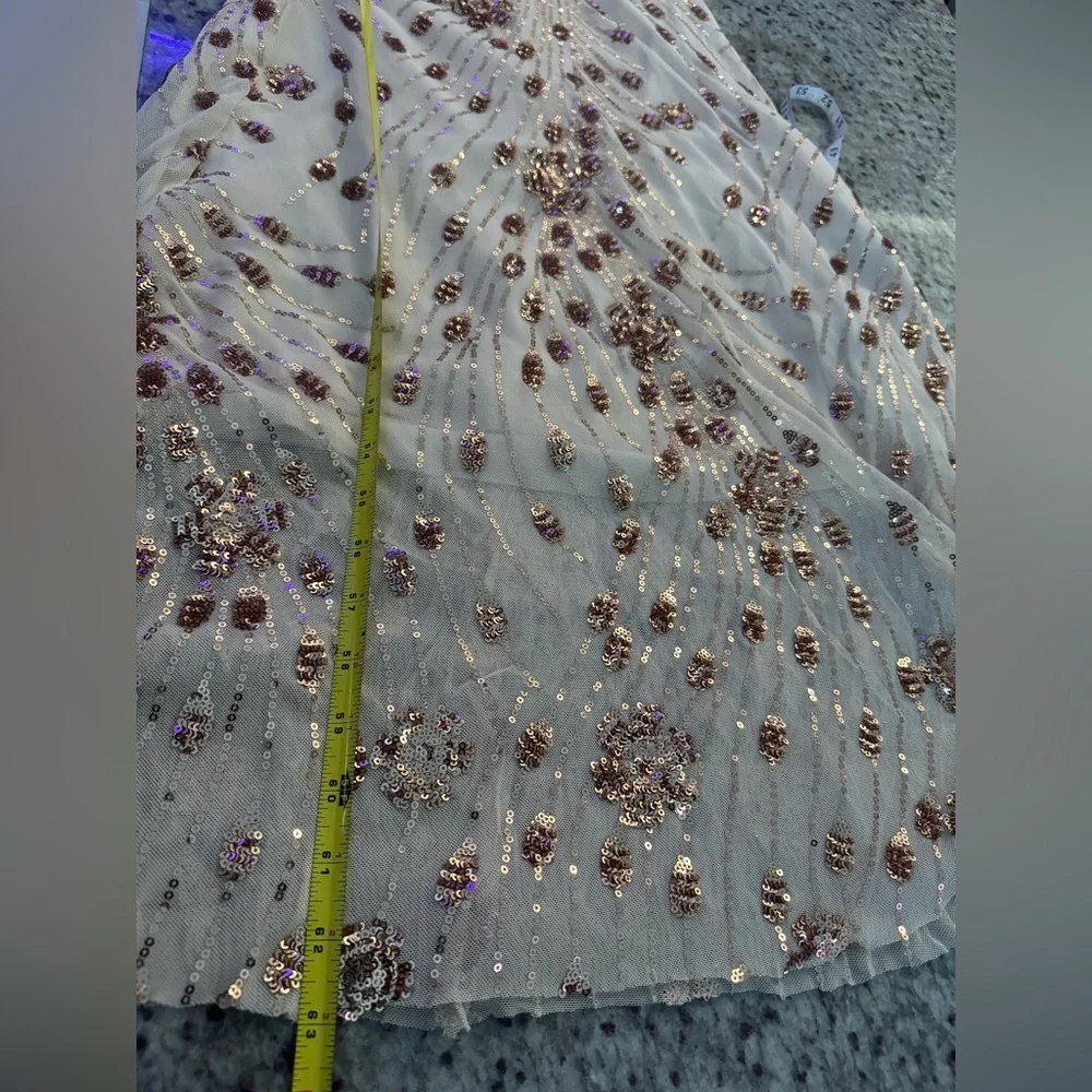 Kalinnu Champagne Sequins Mermaid Evening Gown dress Size Medium New with tags - Picture 8 of 14